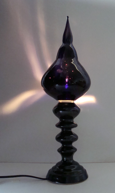 lila-marmorerad-bubbel-lampa-1